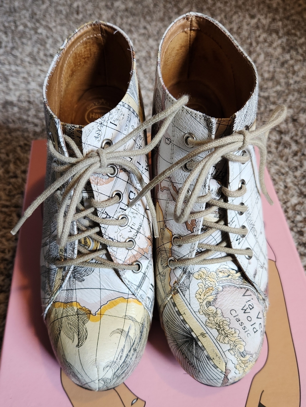 Vintage Map Print Lace-Up Ankle Boots - White/Beige